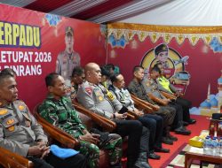 Kapolres Pinrang Pantau Kesiapan Pengamanan Malam Takbiran Lewat Vicon Kapolri