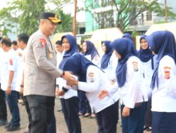 Kapolres Pinrang Pimpin Apel Jam Pimpinan Dirangkaikan Halal Bihalal, Perkuat Soliditas Personel