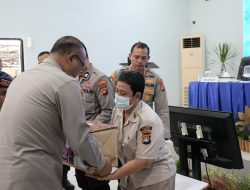 Kapolda Sulbar Tegaskan Prinsip “Yang Benar Dikatakan Benar, Yang Salah Dikatakan Salah