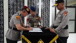 Kapolda Sulbar Pimpin Upacara Penyerahan Jabatan Dirnarkoba, Kombespol Christian Rony Putra Dapat Amanah Baru