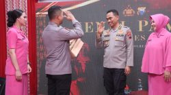Kapolres Wajo Baru AKBP Diouglas Mahendrajaya Disambut Jajar Kehormatan dan Tari Padduppa