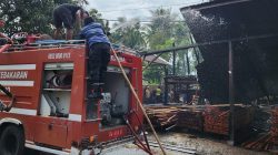 Rumah Warga Terbakar Diduga Korsleting, Kapolsek Belawa Imbau Warga Waspadai Bahaya Listrik