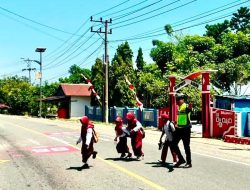 Melayani Sepenuh Hati Polantas Hadir Jaga Keselamatan Anak Sekolah, Tanamkan Budaya Tertib Sejak Dini