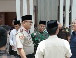 Momen Hangat Perayaan Maulid, Kapolda Bersama Pemda Komitmen Jaga Kedamaian Sulbar