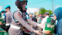 Refleksi 24 Tahun Pengabdian, Bid Propam Polda Sulbar Gelar Bakti Sosial Sasar Tukang Becak