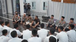 Dari Masjid, Polisi Mendengar Suara Umat: Kabidpropam, Kabidkum dan PJU Polda Sulbar Bangun Kedekatan Lewat Subuh Keliling