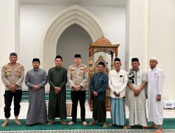 Subuh Keliling: Kapolresta Mamuju Sapa Warga Usai Ibadah, Bangun Kepercayaan dari Hati ke Hati