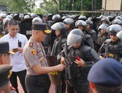 Siap Mengawal Aspirasi dan Tangani Karhutla, Kapolda Sulbar Cek Langsung Kesiapan Personel dan Sarpras